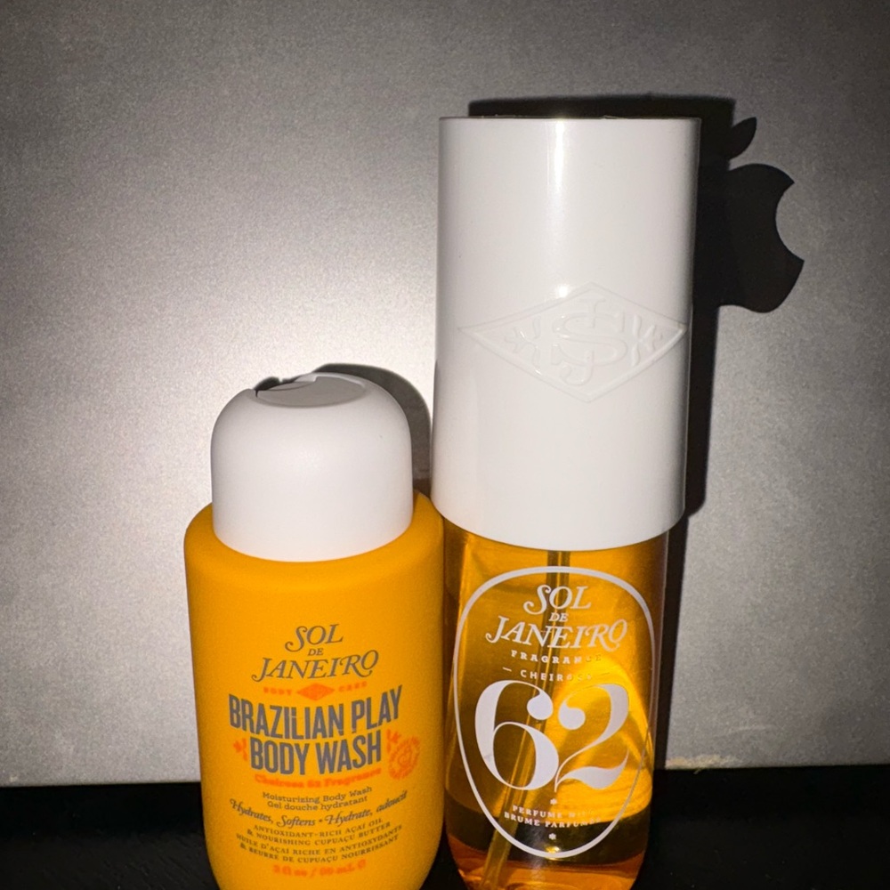 Sol de Janeiro Orange and White Body Wash